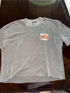 BoohooMAN Gray Crewneck Graphic Tee - M